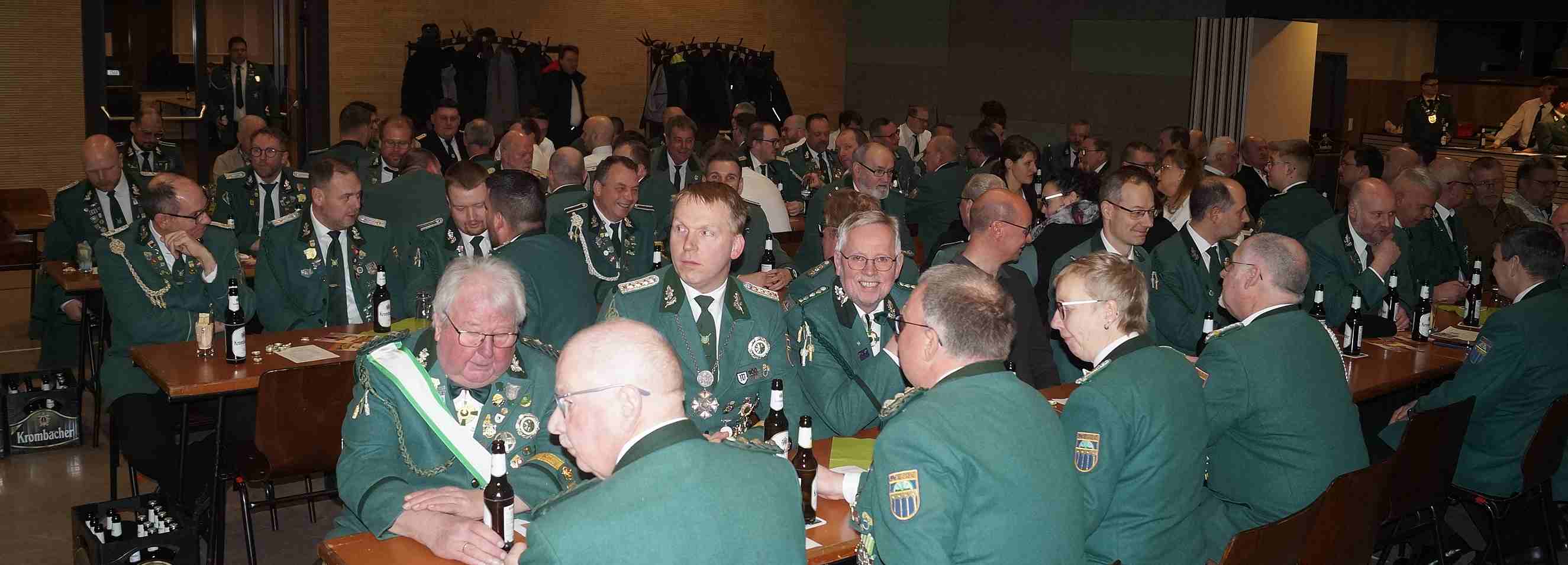 J Mitglieder 1Internt