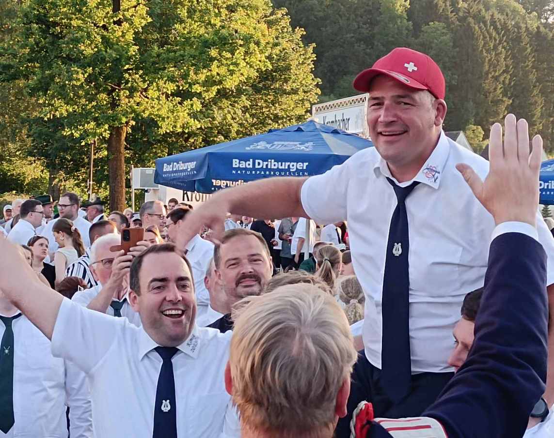 V Altkonig Internt